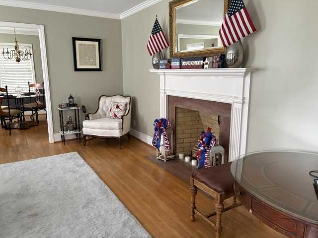 308 W 32nd St #NA - Photo 7 of 21