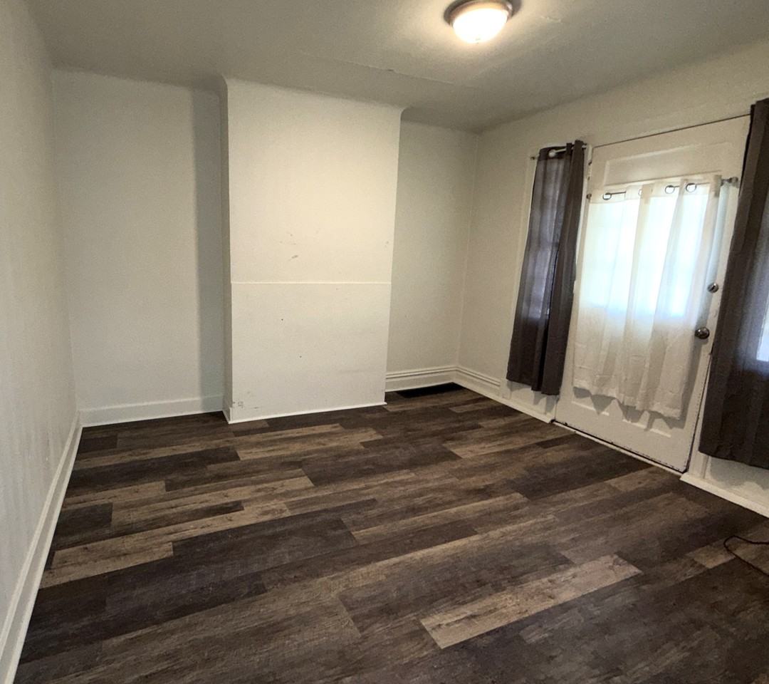 159 Kendall Ave #1 - Photo 4 of 8