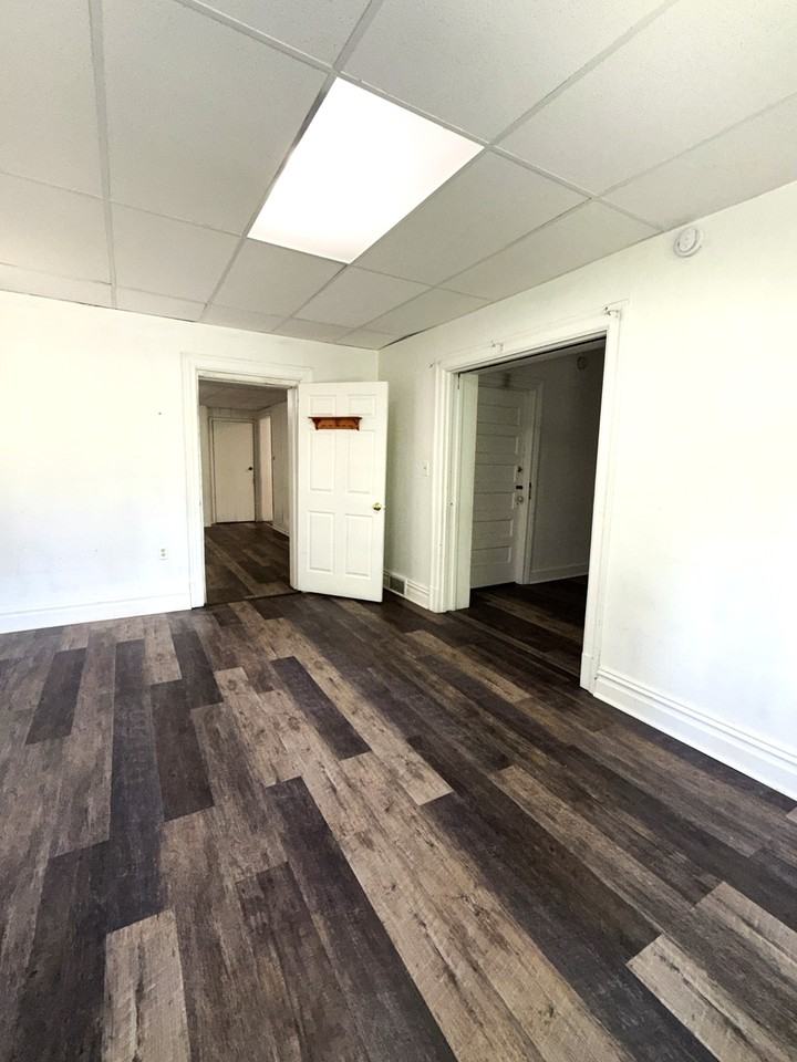 159 Kendall Ave #1 - Photo 5 of 8
