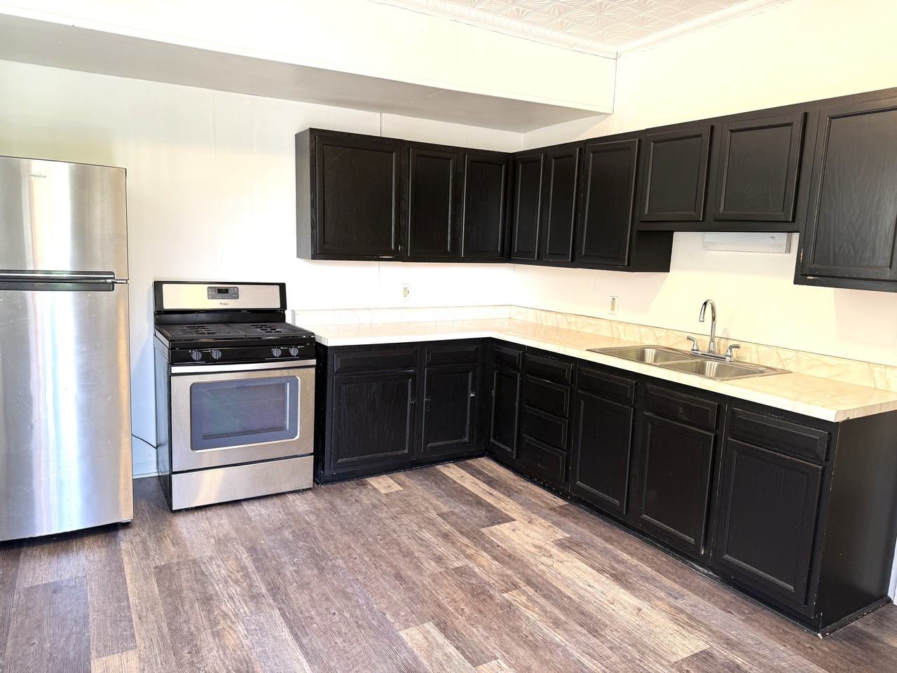 159 Kendall Ave #1 - Photo 6 of 8
