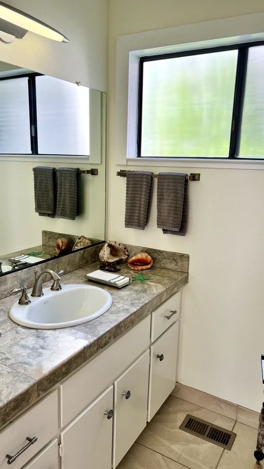 521 Westmont Ct #521 - Photo 4 of 18