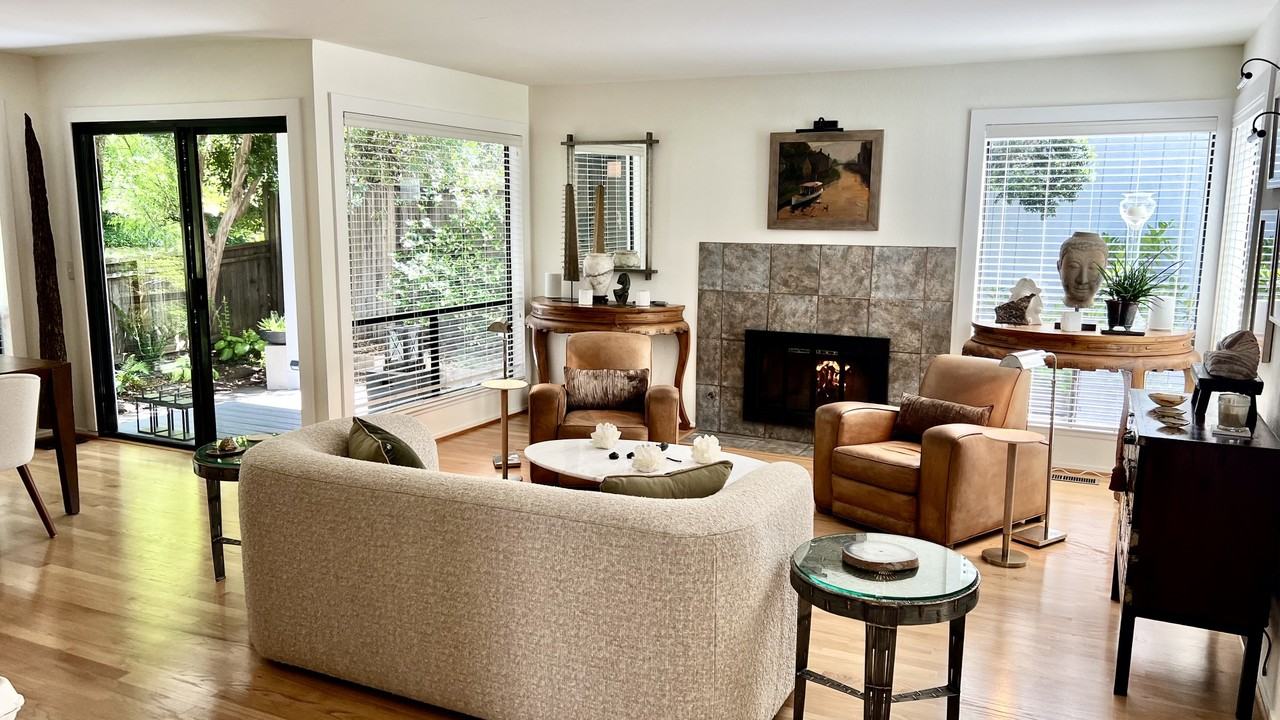 521 Westmont Ct #521 - Photo 5 of 18