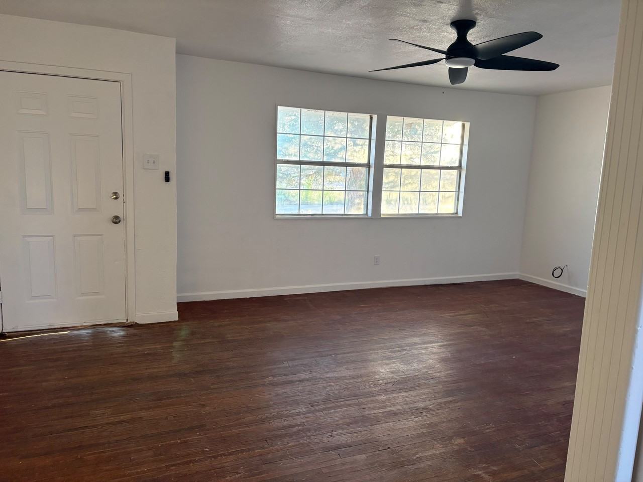 200 N. Allen #NA - Photo 4 of 16