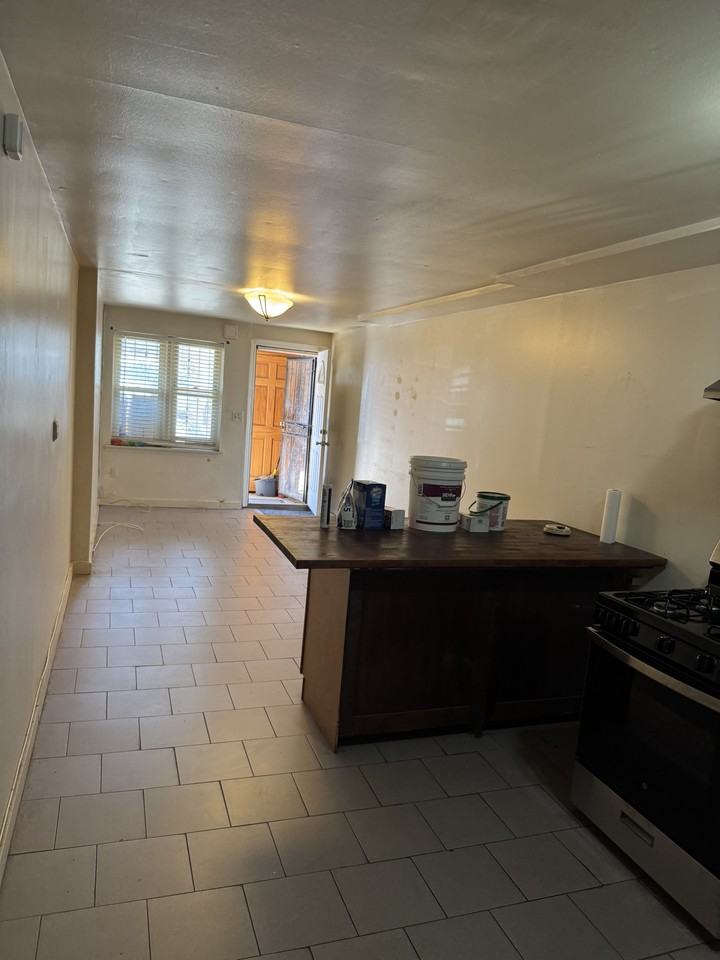 17 Paerdegat 8th St #1