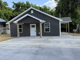 featured image of 836 Truman St #NA