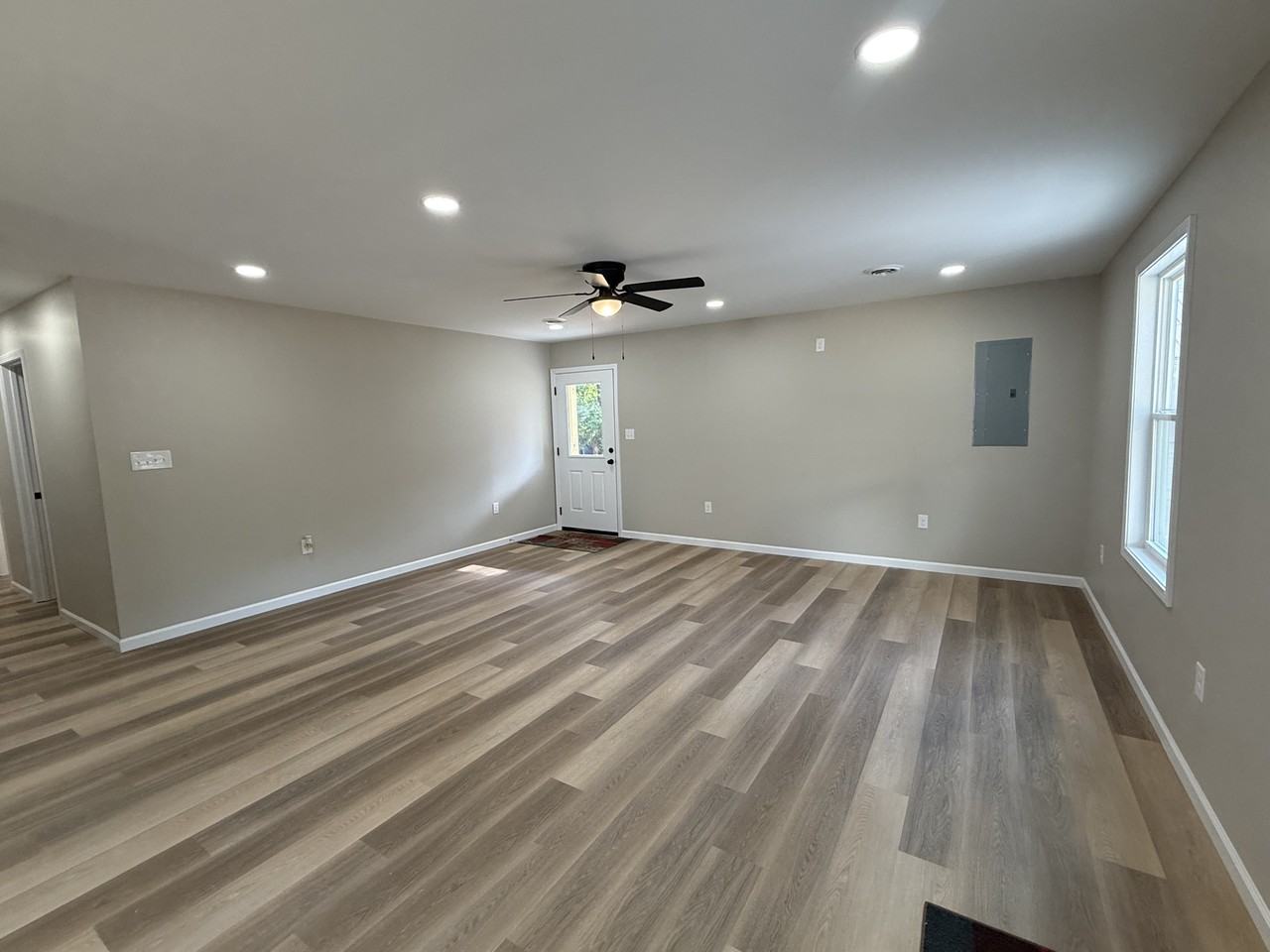 836 Truman St #NA - Photo 7 of 10