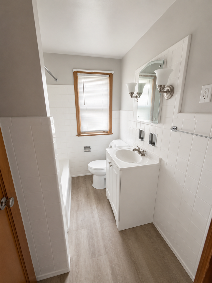 3901 N 52nd St #3901A - Photo 3 of 4