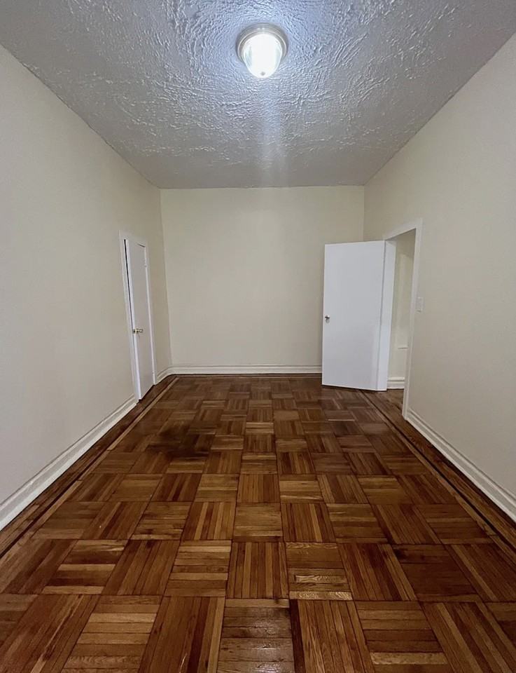 1429 Carroll St #4 - Photo 4 of 4
