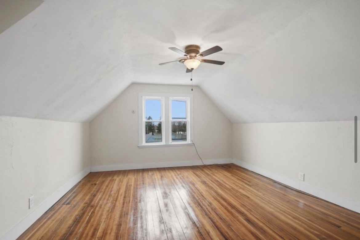 288 Morton Ave #3 - Photo 3 of 7
