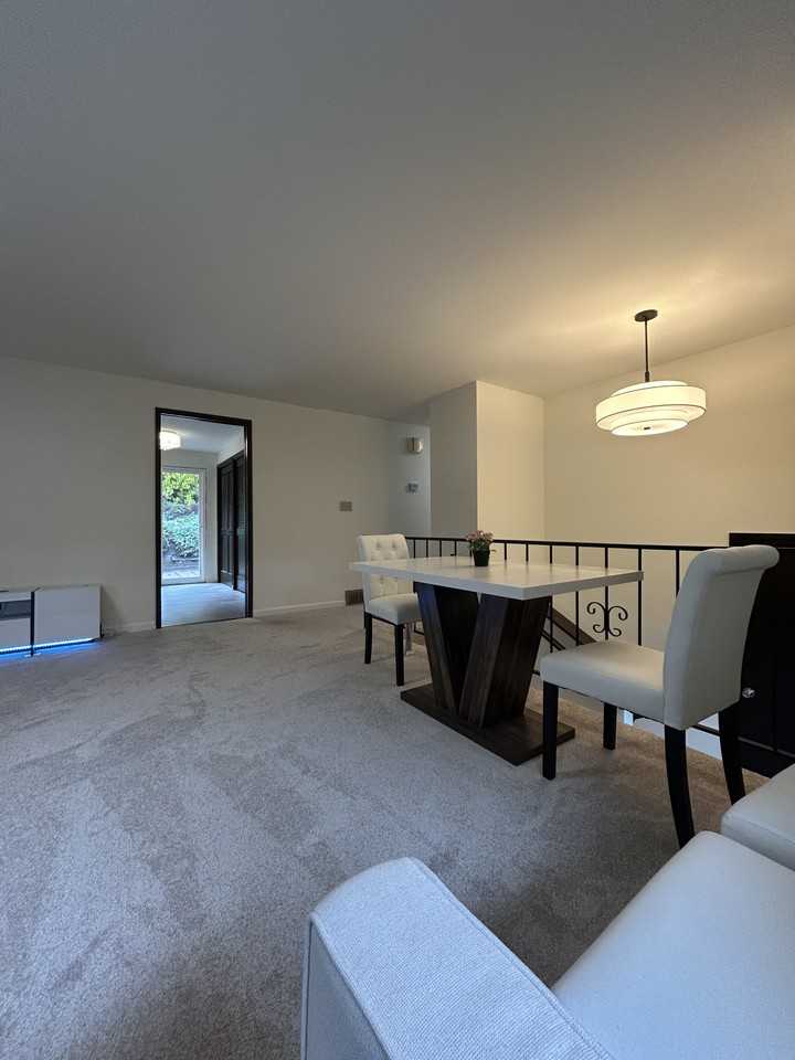 12610 Se 27th St #NA - Photo 3 of 6