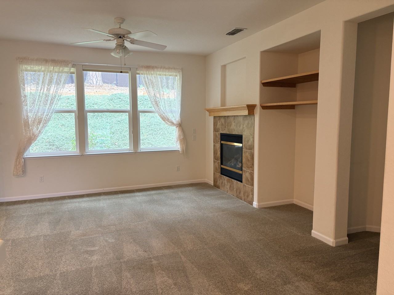 244 Mallard Dr #NA - Photo 2 of 9