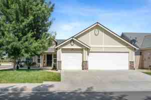featured image of 5450 N Maruyama Ave #NA