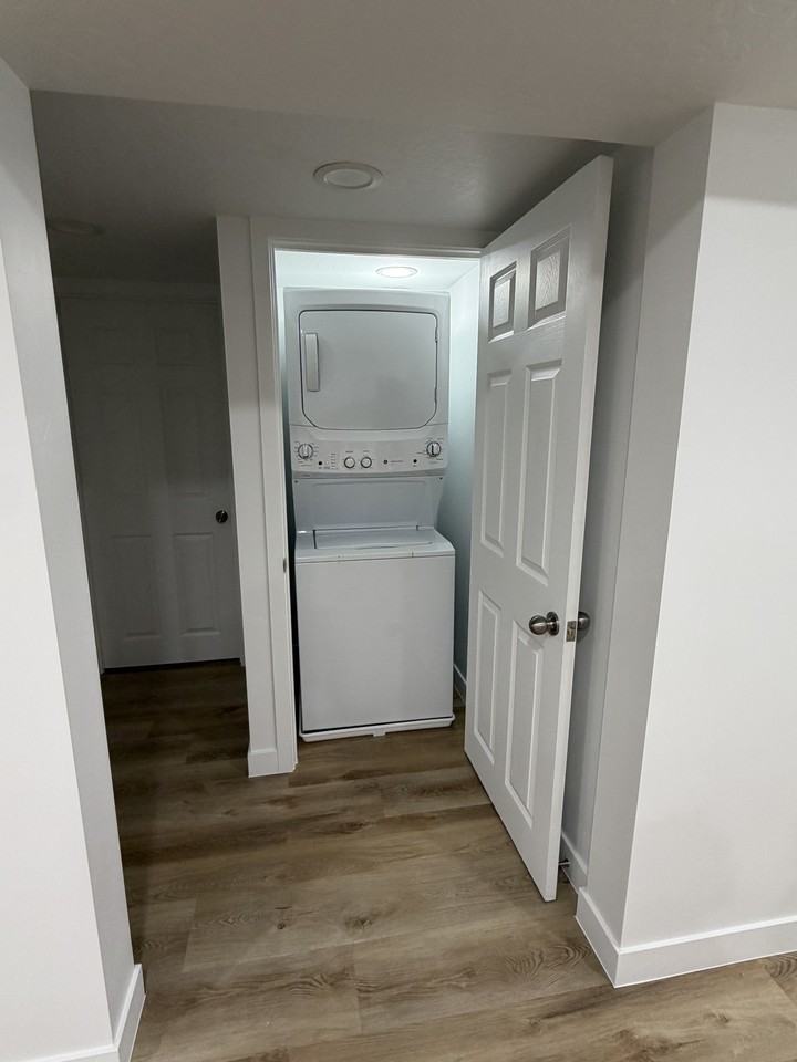 1210 E Blacksmith Rd #NA - Photo 6 of 17