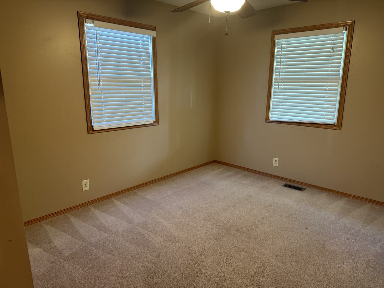 650 Scott St #NA - Photo 4 of 11