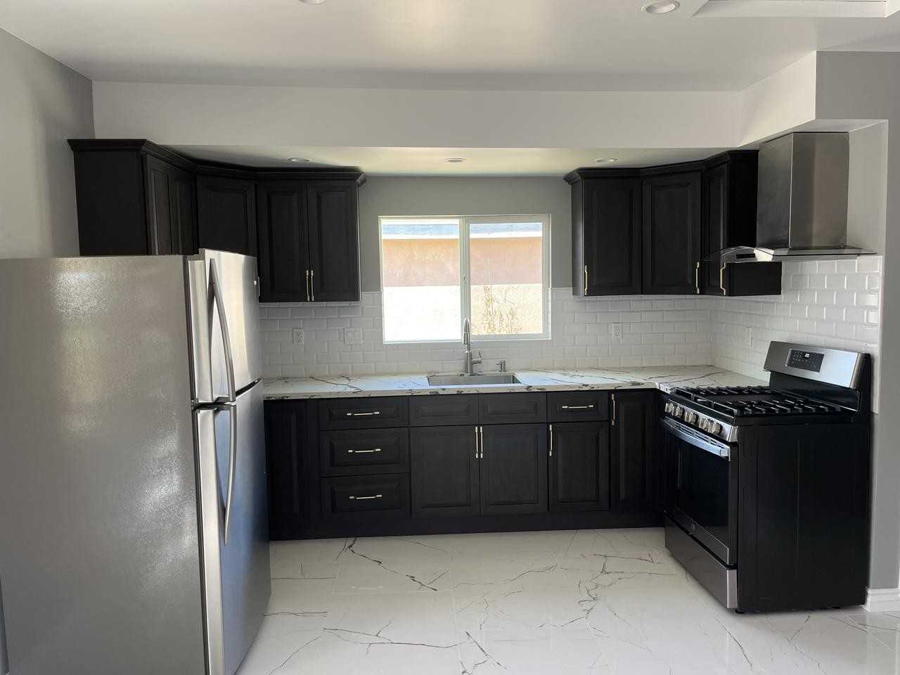 8452 San Luis Ave #B - Photo 5 of 8