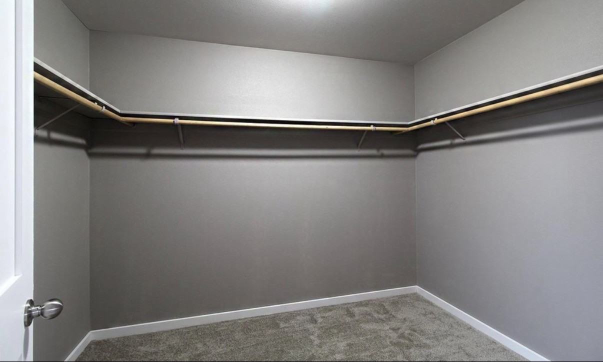 3373 W Linneatus Dr #NA - Photo 7 of 19