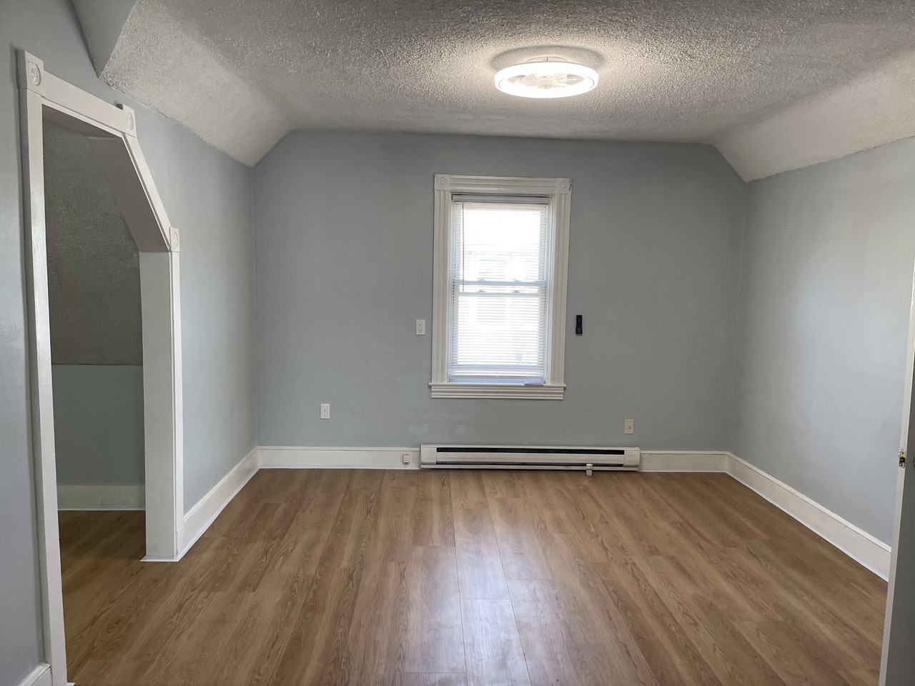 31 John St #3 - Photo 2 of 9