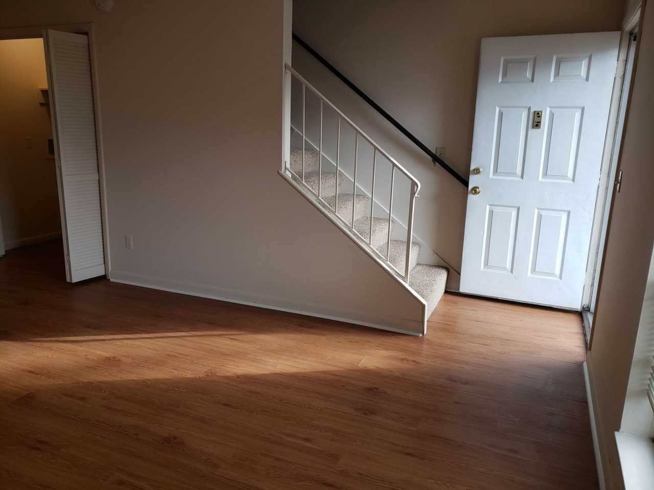 206 Yelton Ct - Photo 5 of 7