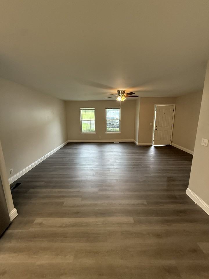 1295 Skyview Dr Nw #27 - Photo 2 of 8