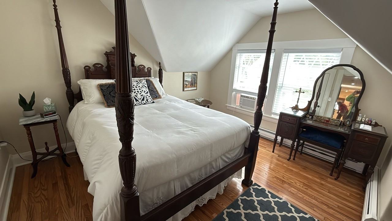 626 Washington St #3 - Photo 7 of 9