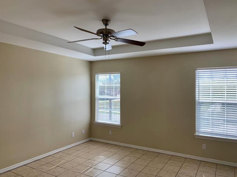 1515 Phoenix St #2 - Photo 6 of 8