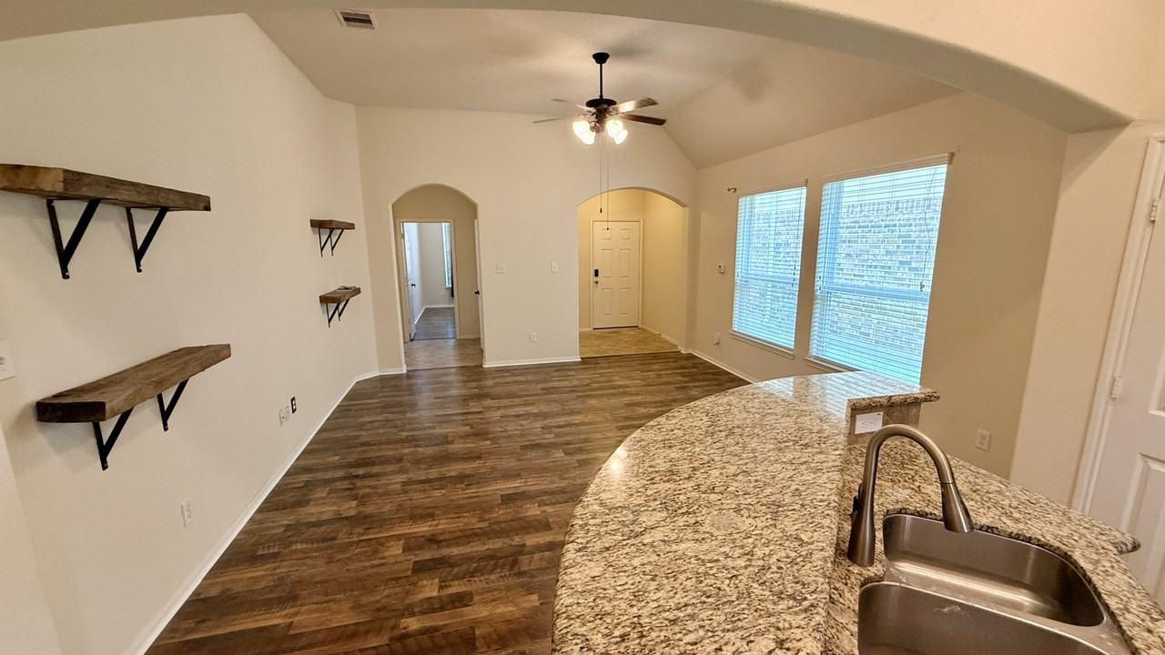 21711 Morgan Park Ln #NA - Photo 3 of 16