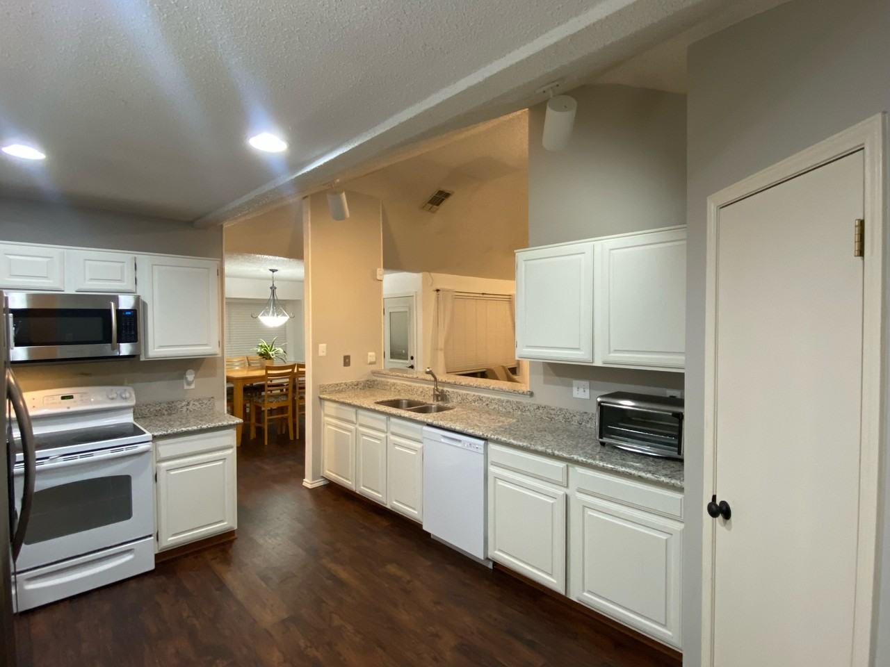 2401 Kline Cir #NA - Photo 3 of 12