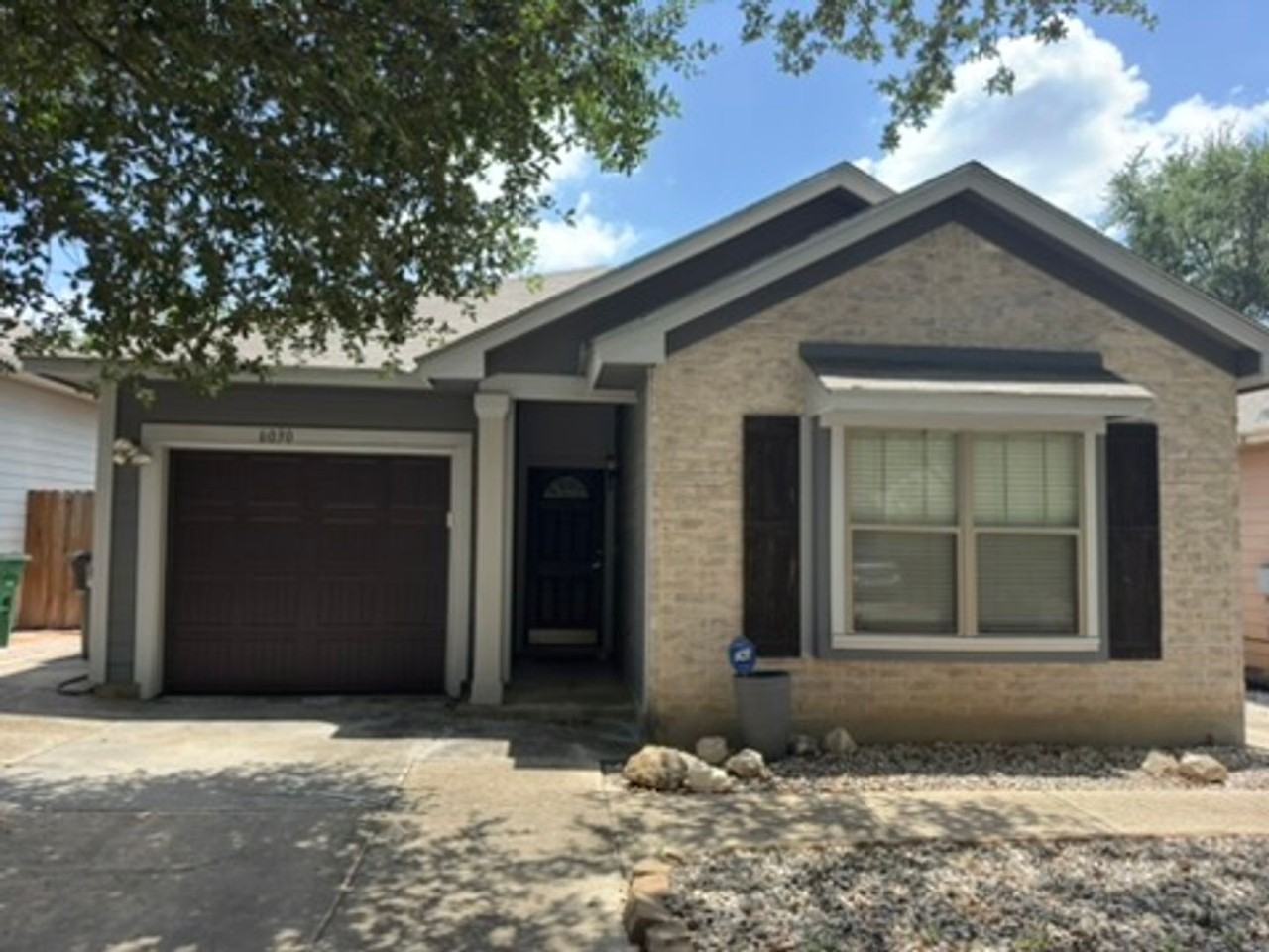 6030 Pecan Tree - Photo 4 of 26