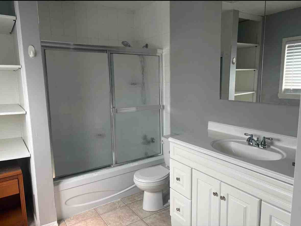 6600 128 Ave Nw - Photo 7 of 9