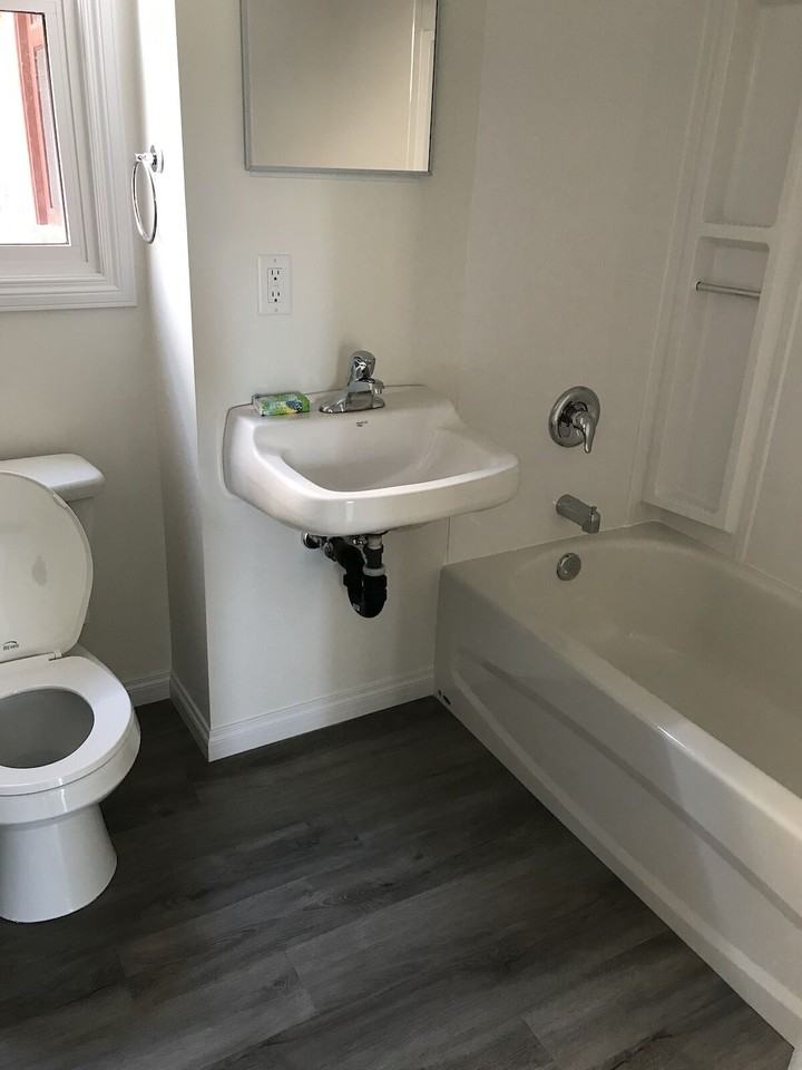 11910 102 Ave Nw - Photo 6 of 16