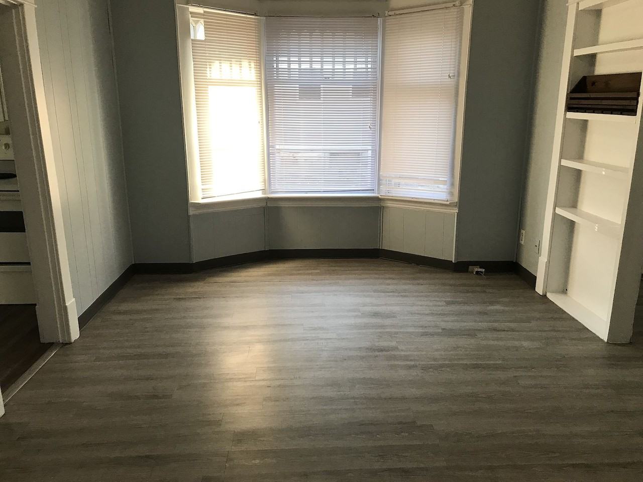 10255 114 St Nw - Photo 2 of 11