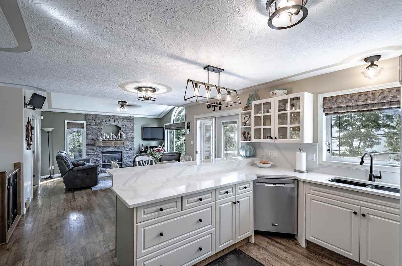 3 Jarvis Bay Dr - Photo 4 of 50