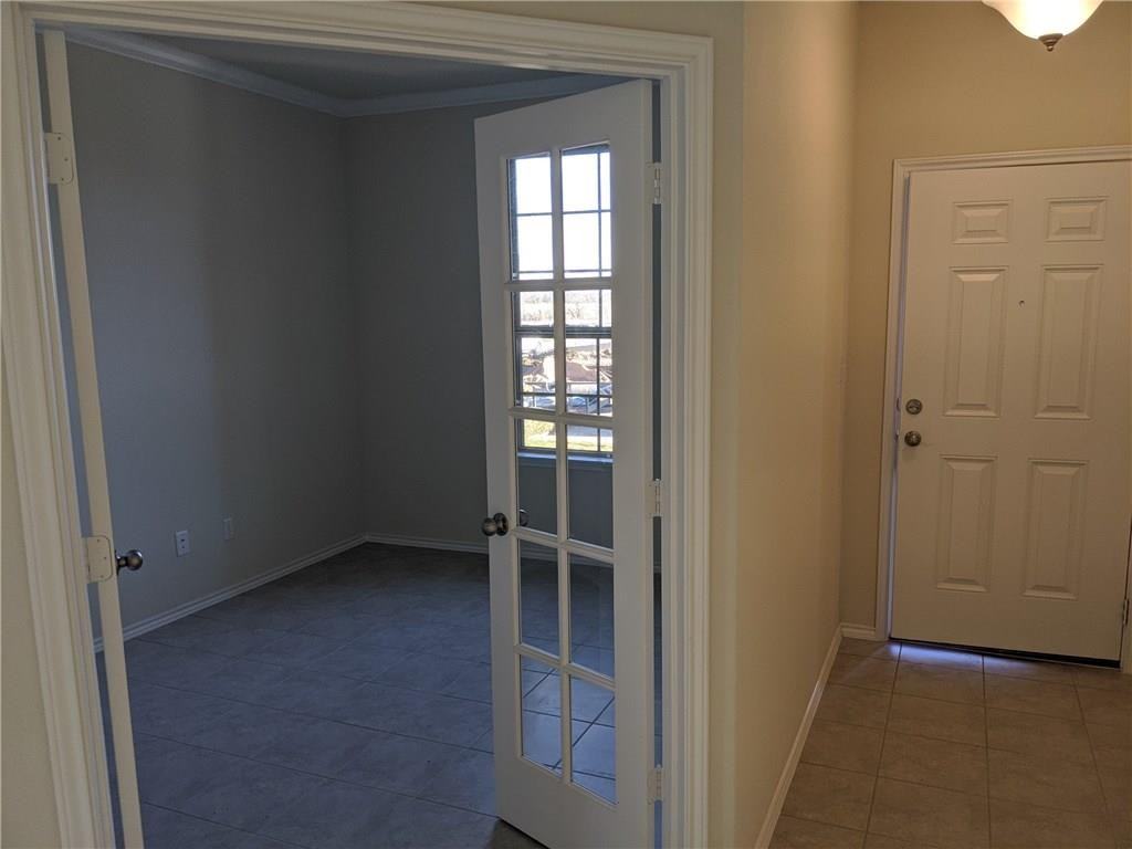 1013 Cliffbrake Way #1 - Photo 6 of 34