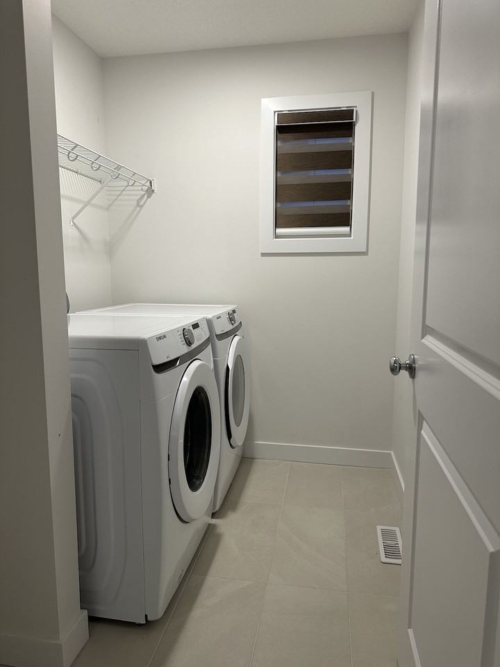 3445 Craig Landng Sw - Photo 5 of 6