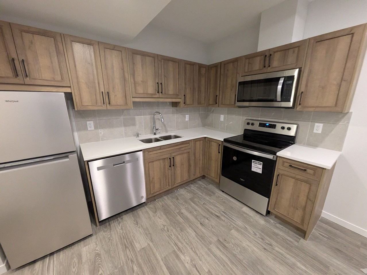 68 Marmot Way Nw - Photo 3 of 13