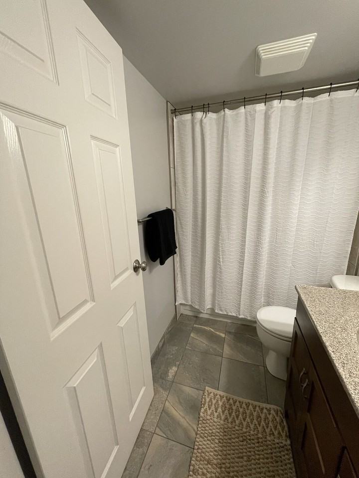 10155 114 St Nw - Photo 7 of 19