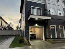 72 - 72 Cornerstone Manor Northeast - Photo 1 of 1