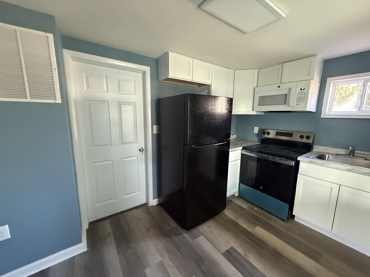 513 Stratford Ave #1 - Photo 5 of 15