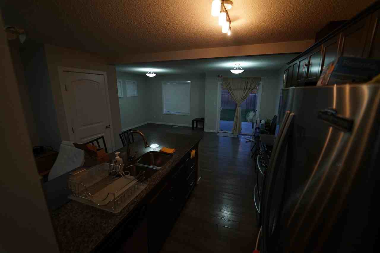 5307 14 Ave Sw - Photo 5 of 23