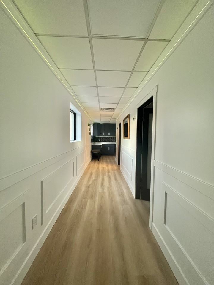 137 Sunrise Hwy #B3 - Photo 4 of 11