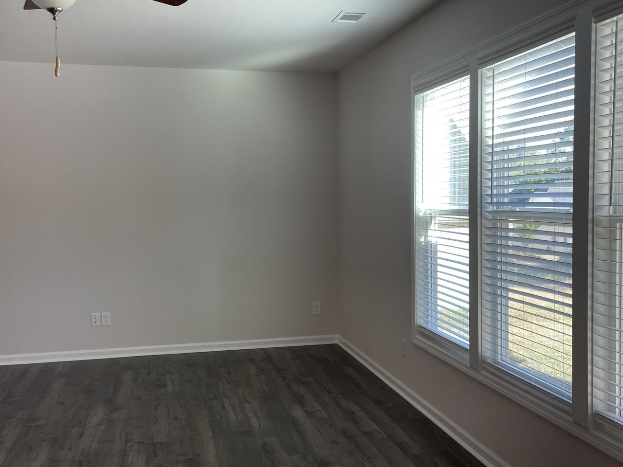 715 Courtland Dr - Photo 5 of 22