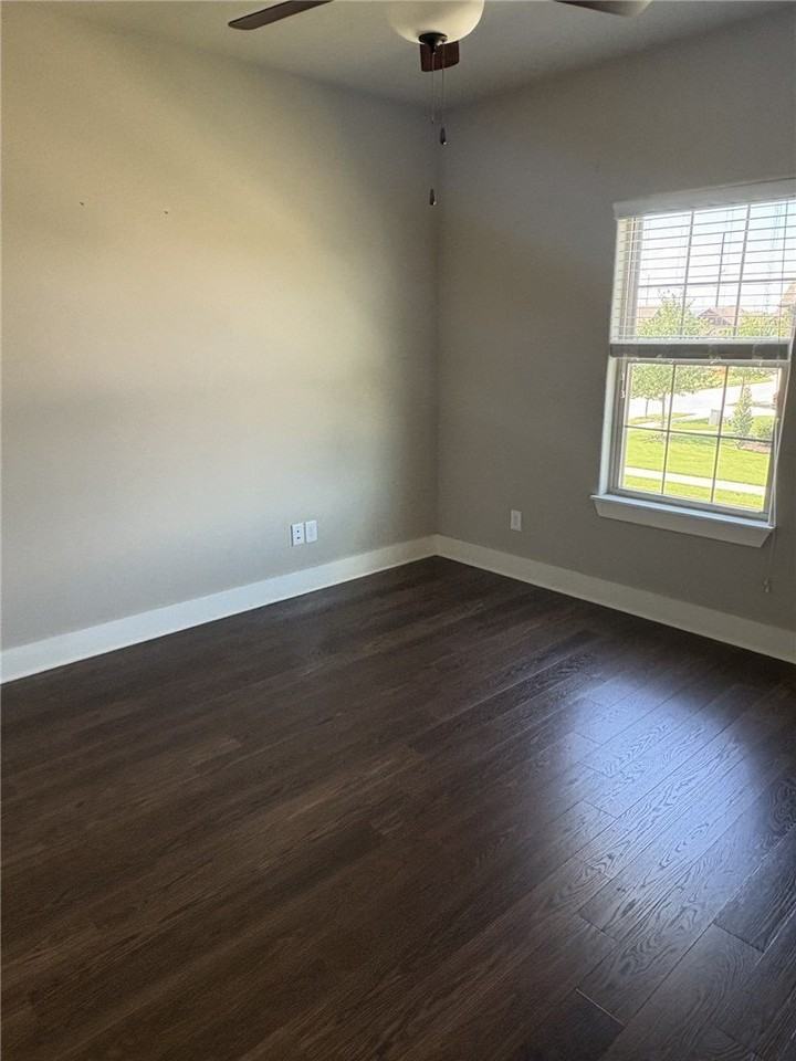 1801 Sw Stonegrove Rd #1801 - Photo 7 of 11