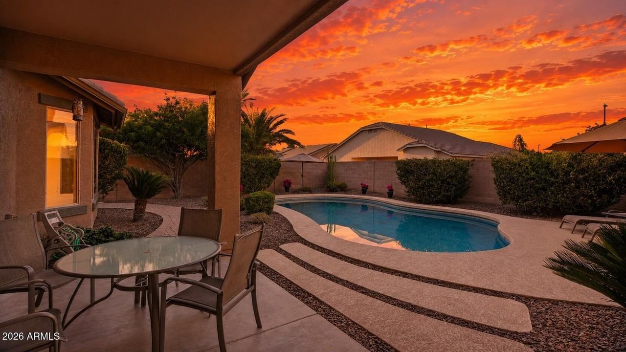 4424 E Palmdale Ln - Photo 2 of 14