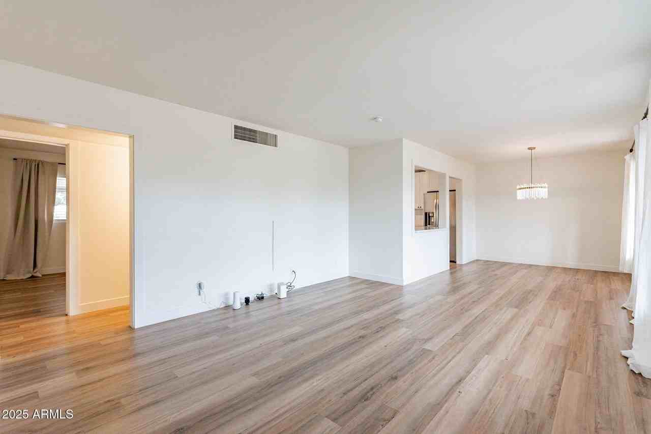 1708 N 69th St - Photo 6 of 26