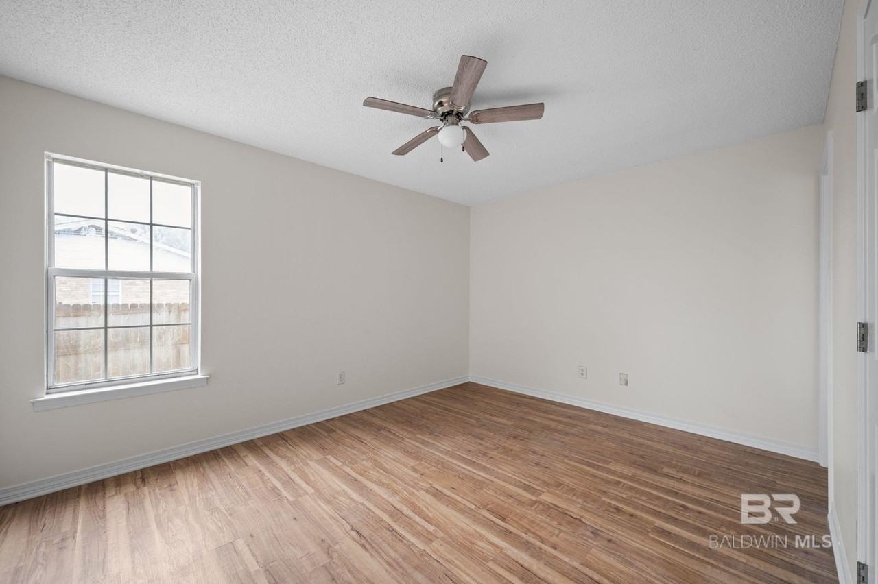 20938 Liberty Ln - Photo 6 of 11