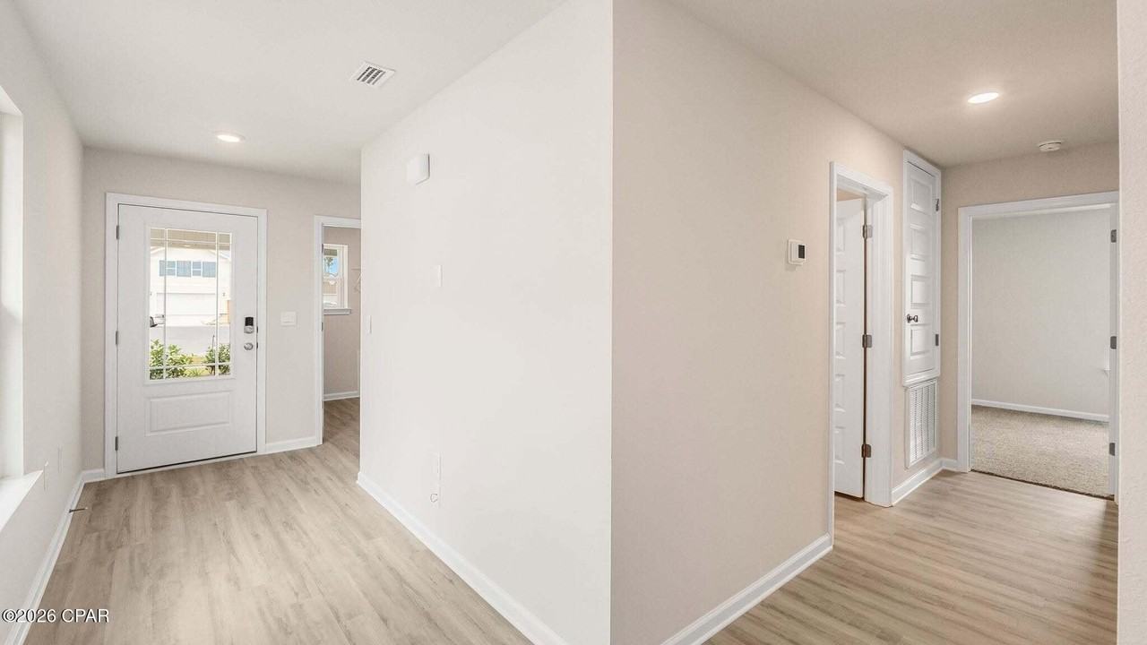 6654 Kettles St - Photo 5 of 11