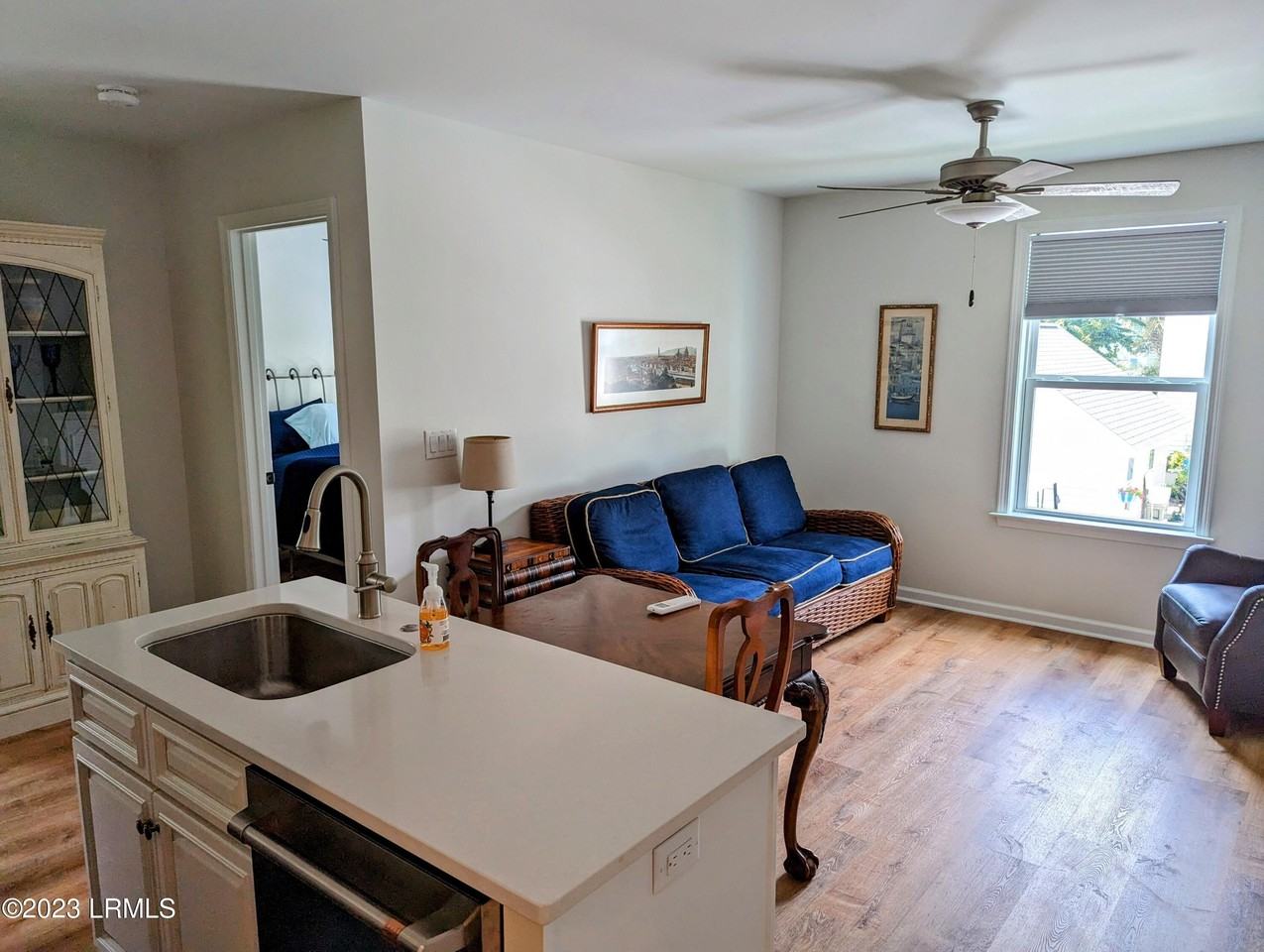 1015 11th St - Photo 2 of 10