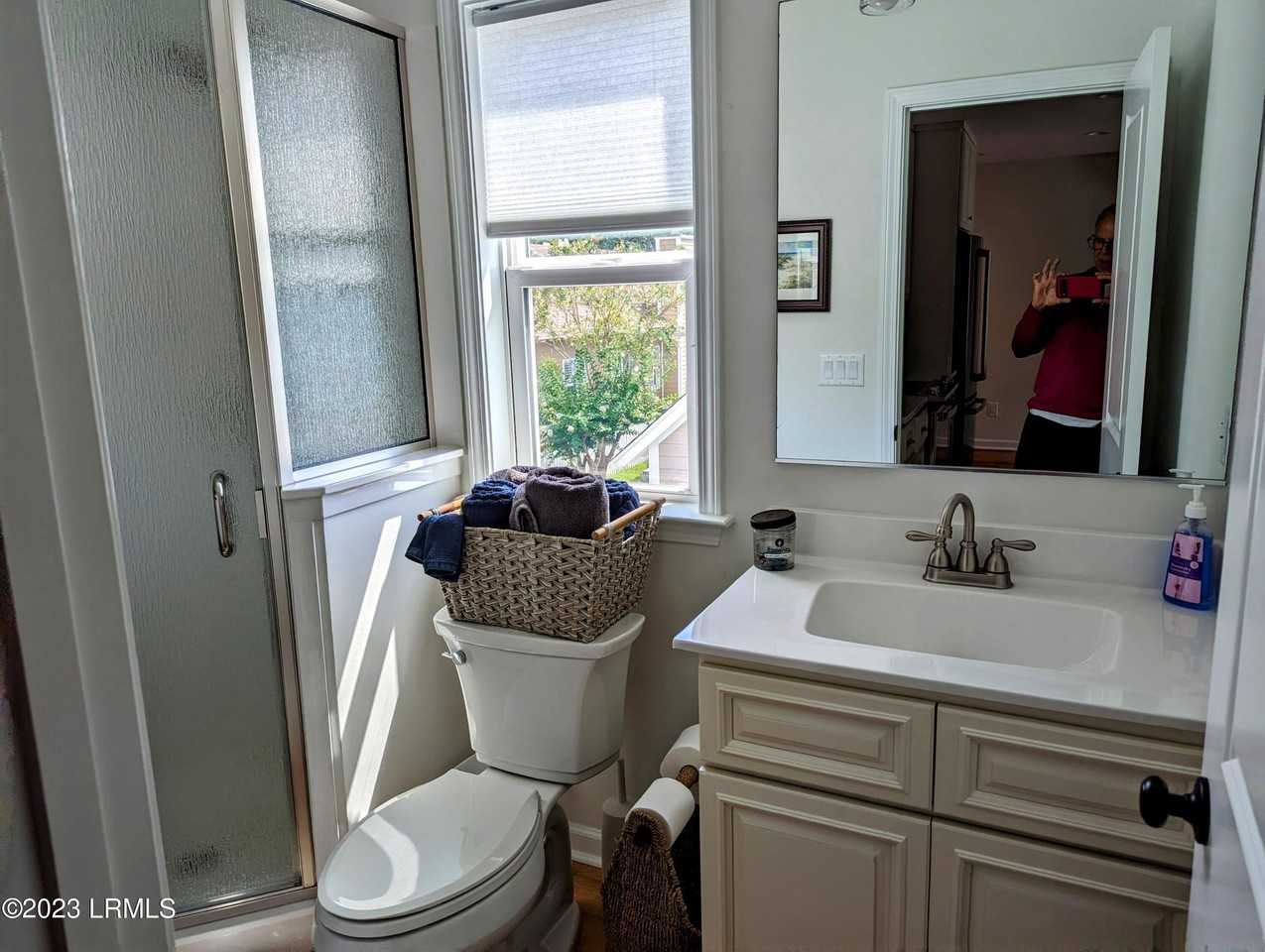 1015 11th St - Photo 6 of 10
