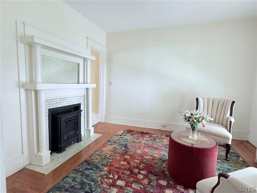 10 Jewett Ave - Photo 7 of 20