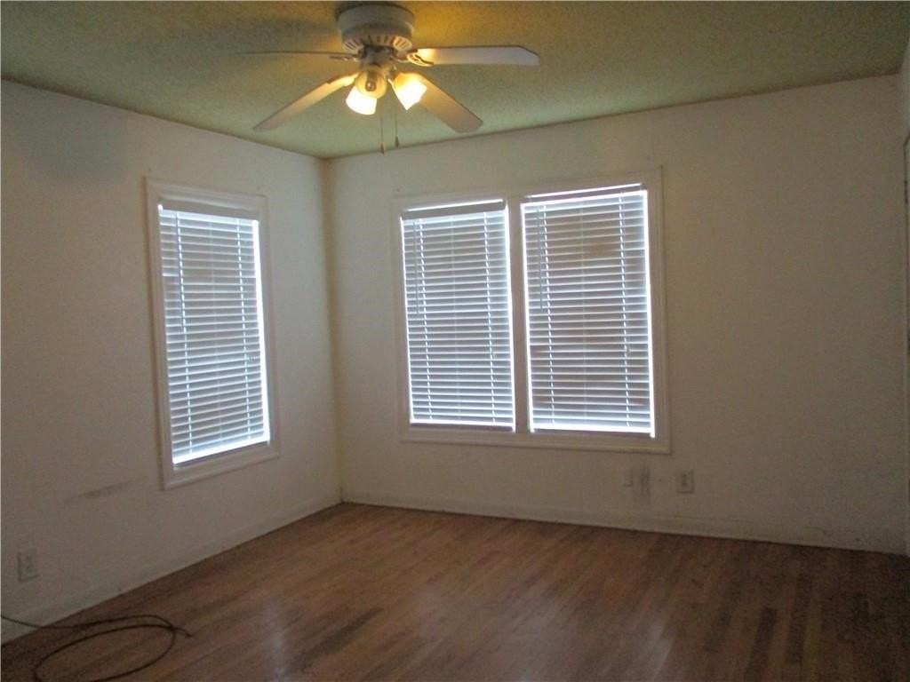 3530 S Alameda St - Photo 2 of 7